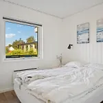 4 Bedroom In