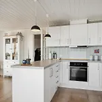 4 Bedroom In בית נופש *
