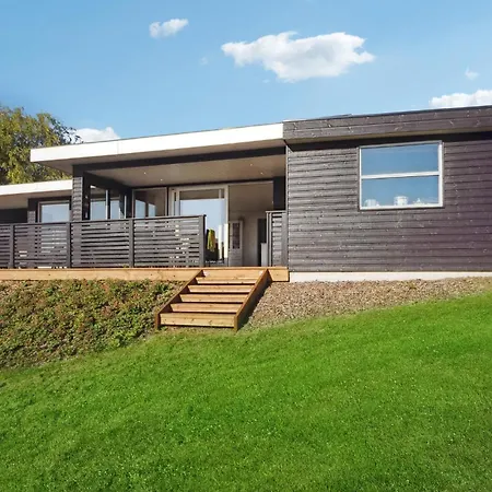 펜션 4 Bedroom In 보르콥