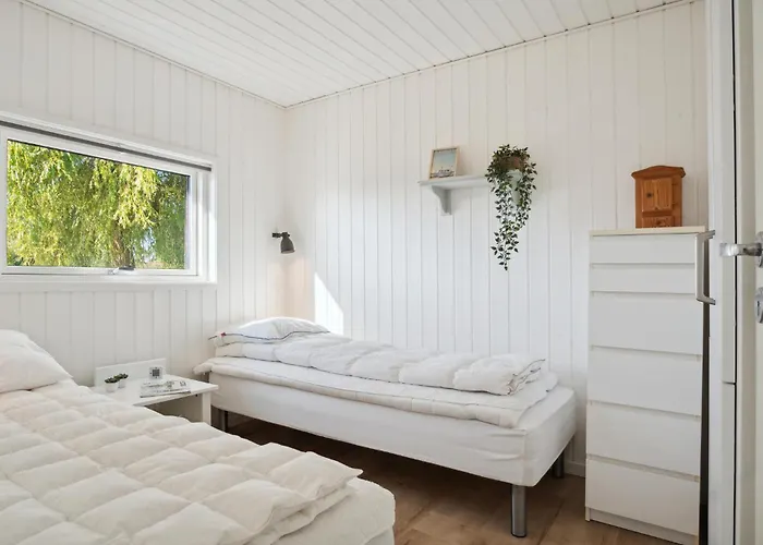 Feriehus 4 Bedroom In *