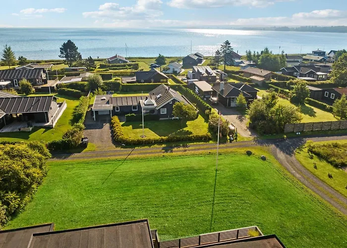 Feriehus 4 Bedroom In